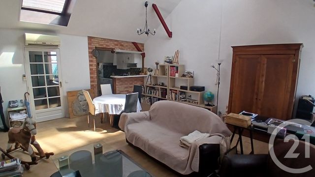Appartement Duplex &agrave; louer - 4 pi&egrave;ces - 92,01 m2 - Meaux - 77 - ILE-DE-FRANCE