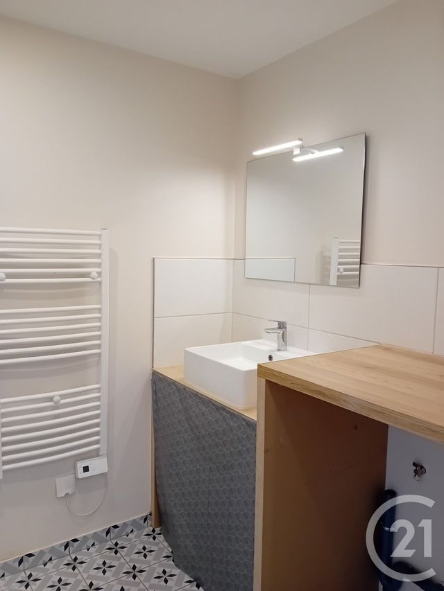 Appartement F2 &agrave; louer - 2 pi&egrave;ces - 27,04 m2 - Couilly Pont Aux Dames - 77 - ILE-DE-FRANCE