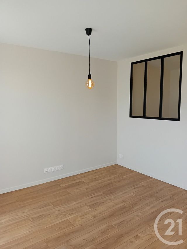Appartement F2 &agrave; louer - 2 pi&egrave;ces - 27,04 m2 - Couilly Pont Aux Dames - 77 - ILE-DE-FRANCE