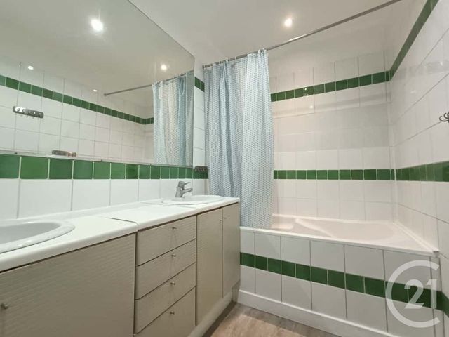 Appartement F4 à vendre - 4 pièces - 70,75 m2 - Paris - 75017 - ILE-DE-FRANCE