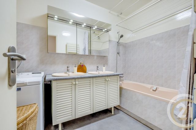 Appartement F5 &agrave; vendre - 5 pi&egrave;ces - 96,27 m2 - Paris - 75017 - ILE-DE-FRANCE