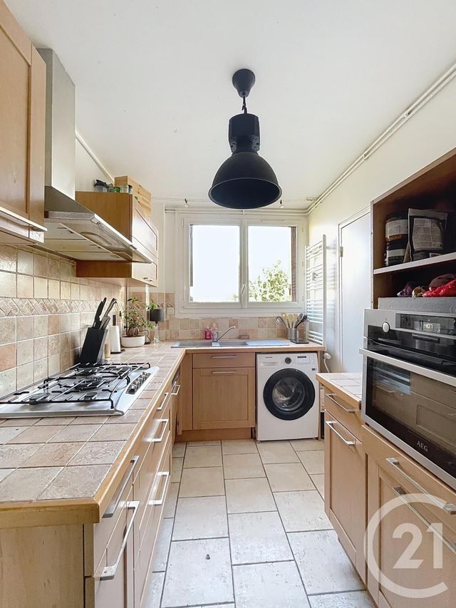 Appartement T4 &agrave; vendre - 4 pi&egrave;ces - 70,73 m2 - Compiegne - 60 - PICARDIE