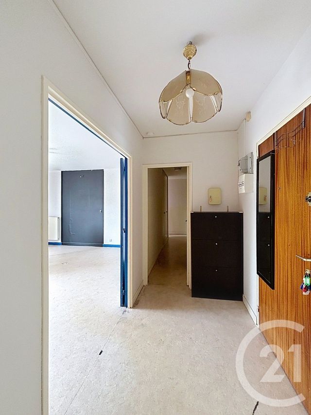 Appartement F3 &agrave; vendre - 3 pi&egrave;ces - 68,80 m2 - Compiegne - 60 - PICARDIE