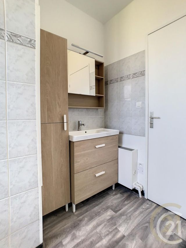 Appartement F1 à vendre - 1 pièce - 28,98 m2 - Compiegne - 60 - PICARDIE