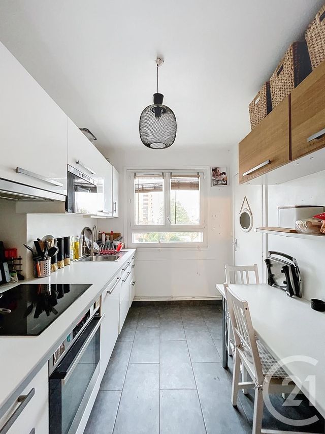 Appartement F5 &agrave; vendre - 5 pi&egrave;ces - 97,84 m2 - Compiegne - 60 - PICARDIE