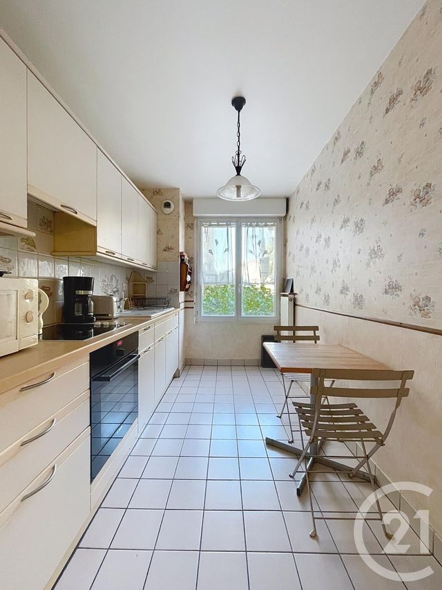 Appartement à vendre - 3 pièces - 78,02 m2 - Compiegne - 60 - PICARDIE