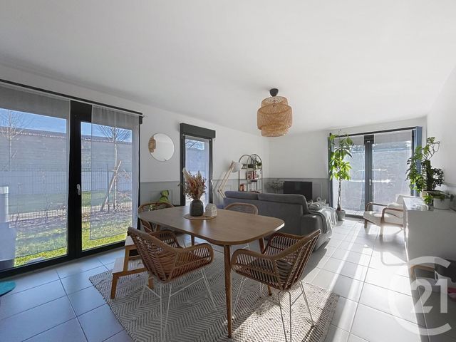 Appartement T3 à vendre - 3 pièces - 64,84 m2 - Compiegne - 60 - PICARDIE
