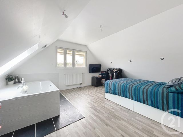 Maison à vendre - 4 pièces - 128,10 m2 - Margny Les Compiegne - 60 - PICARDIE