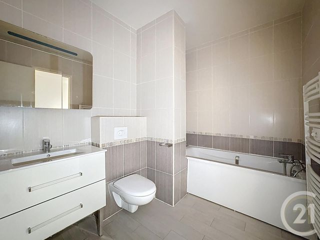 Appartement F5 à vendre - 5 pièces - 117,22 m2 - Compiegne - 60 - PICARDIE