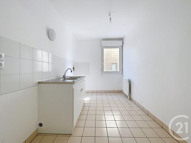 Appartement T2 à vendre - 2 pièces - 48,77 m2 - Compiegne - 60 - PICARDIE
