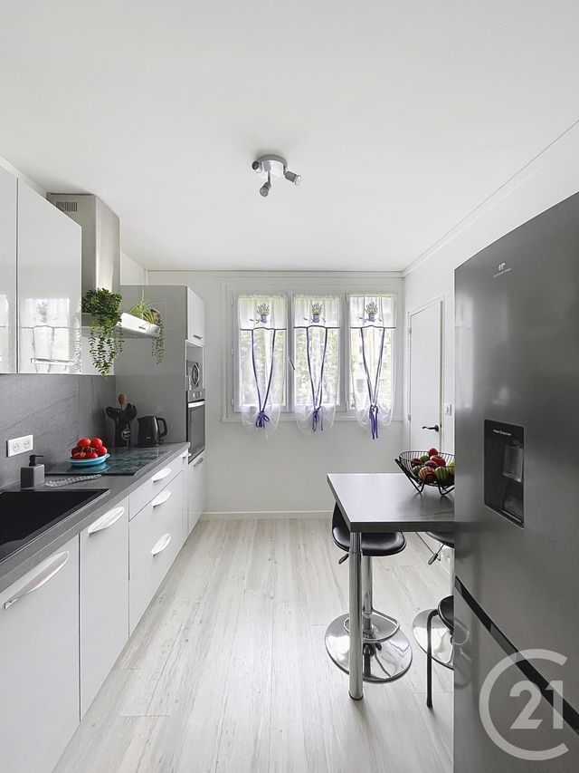 Appartement F2 à vendre - 2 pièces - 50,81 m2 - Compiegne - 60 - PICARDIE