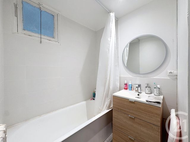 Appartement T3 à vendre - 3 pièces - 66,39 m2 - Compiegne - 60 - PICARDIE