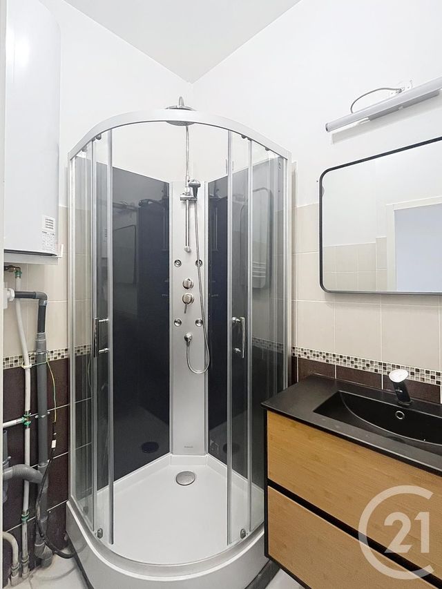 Appartement Duplex &agrave; louer - 3 pi&egrave;ces - 49,95 m2 - Compiegne - 60 - PICARDIE