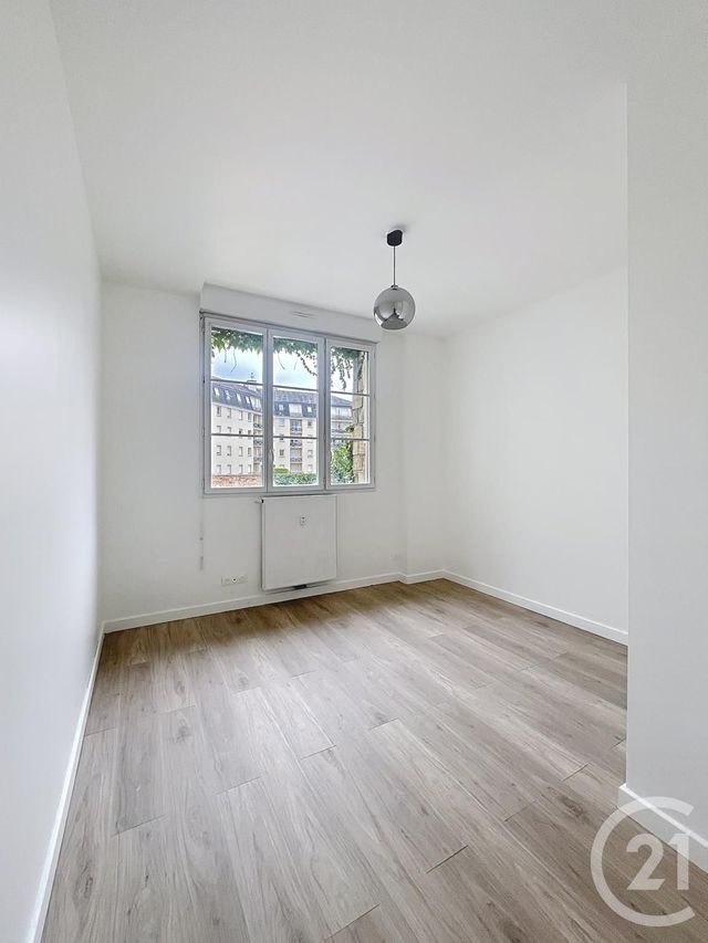 Appartement Duplex &agrave; louer - 3 pi&egrave;ces - 49,95 m2 - Compiegne - 60 - PICARDIE