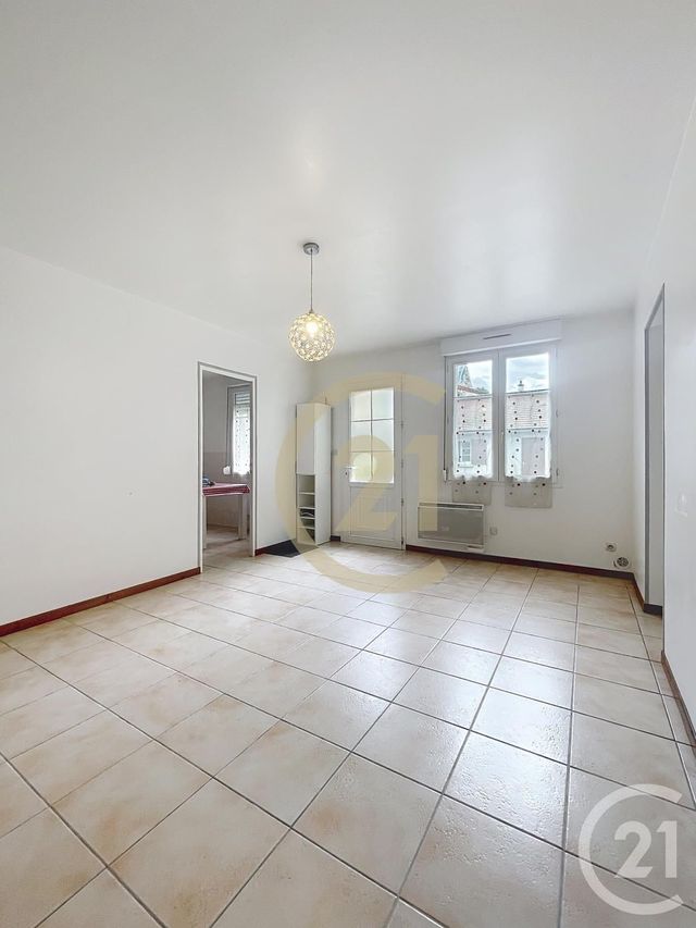 Appartement F3 à louer - 4 pièces - 87,73 m2 - Pierrefonds - 60 - PICARDIE