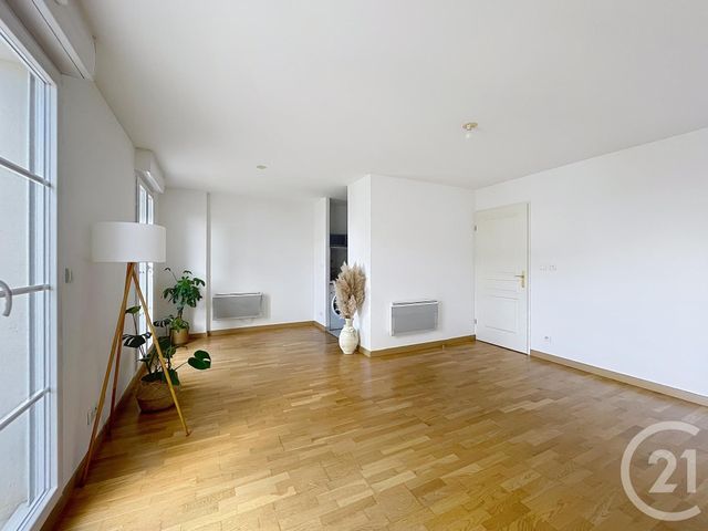 Appartement T2 à vendre - 2 pièces - 49,34 m2 - Compiegne - 60 - PICARDIE