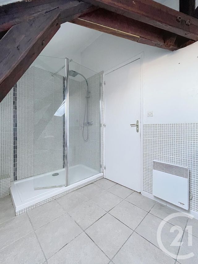 Appartement à vendre - 2 pièces - 46,18 m2 - Compiegne - 60 - PICARDIE