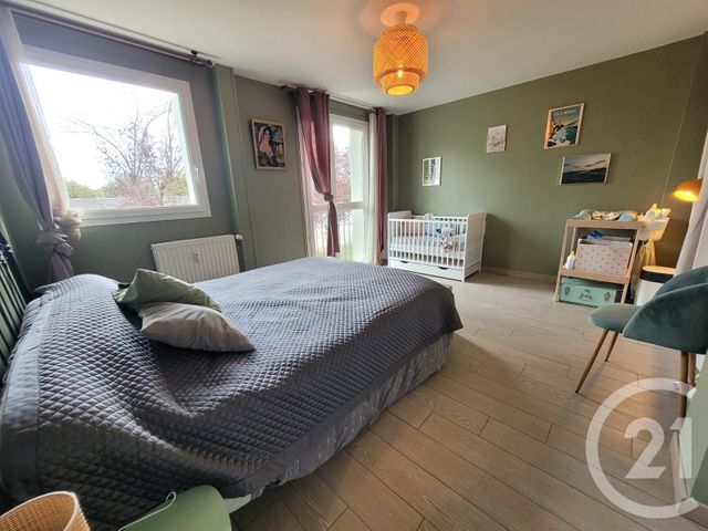 Appartement F3 à vendre - 3 pièces - 82,50 m2 - Compiegne - 60 - PICARDIE