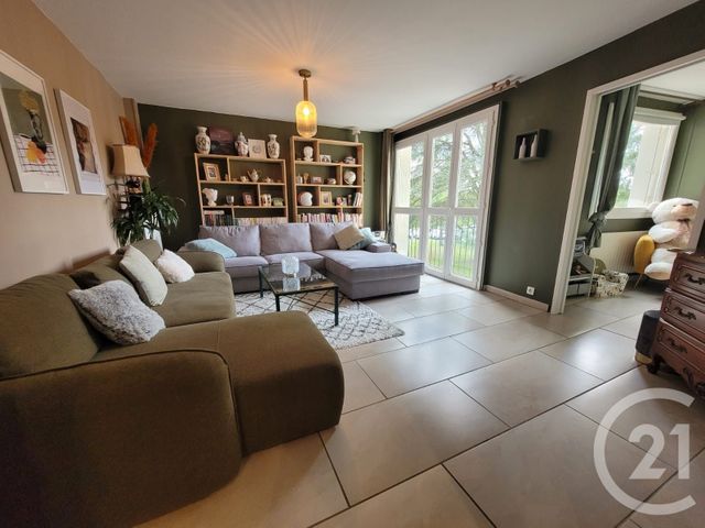 Appartement F3 à vendre - 3 pièces - 82,50 m2 - Compiegne - 60 - PICARDIE