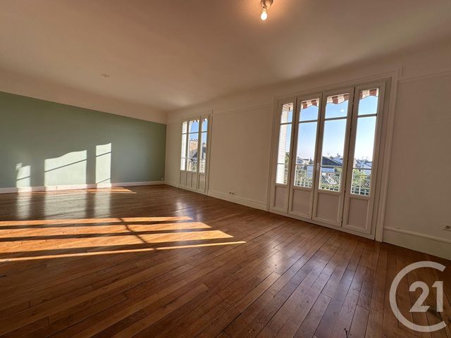 Appartement F5 à louer - 4 pièces - 113,28 m2 - Compiegne - 60 - PICARDIE