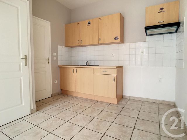 Appartement F4 à louer - 4 pièces - 71,81 m2 - Bethisy St Pierre - 60 - PICARDIE