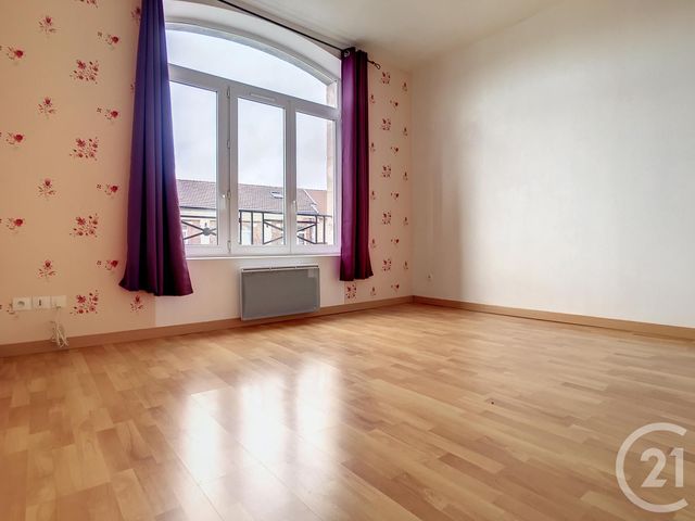 Appartement F4 à louer - 4 pièces - 71,81 m2 - Bethisy St Pierre - 60 - PICARDIE