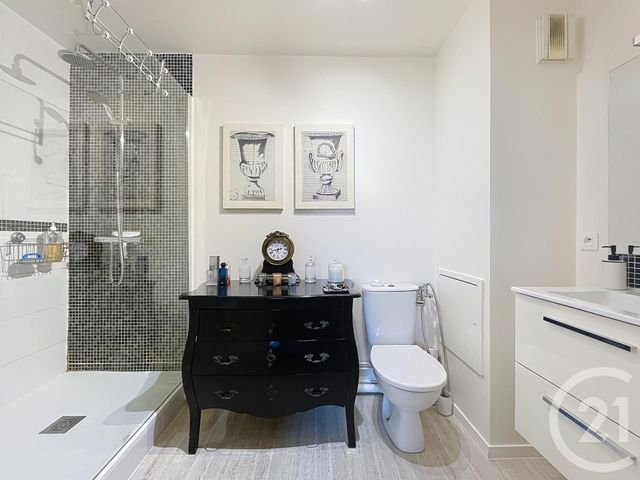 Appartement T2 à vendre - 2 pièces - 44,78 m2 - Compiegne - 60 - PICARDIE