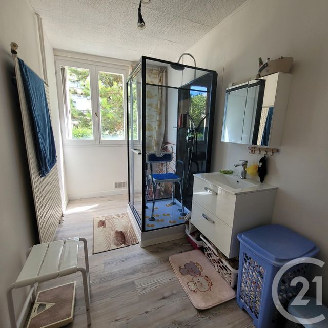 Appartement F3 &agrave; vendre - 3 pi&egrave;ces - 76,12 m2 - Compiegne - 60 - PICARDIE