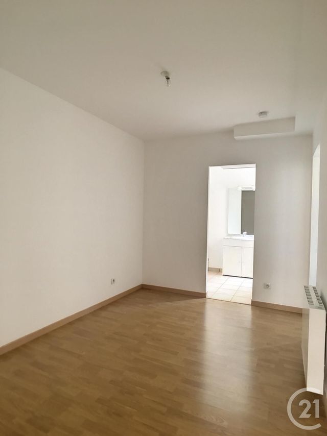 Appartement F2 à louer - 2 pièces - 34,17 m2 - Compiegne - 60 - PICARDIE