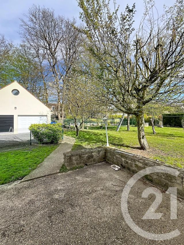 Maison &agrave; louer - 5 pi&egrave;ces - 117 m2 - Lacroix St Ouen - 60 - PICARDIE