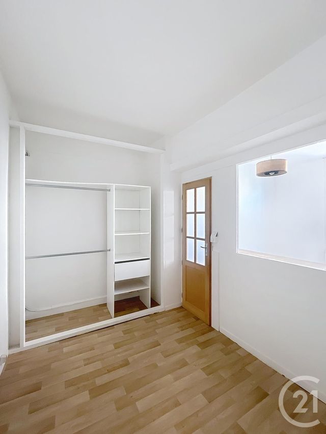 Appartement F2 &agrave; louer - 2 pi&egrave;ces - 41,32 m2 - Compiegne - 60 - PICARDIE