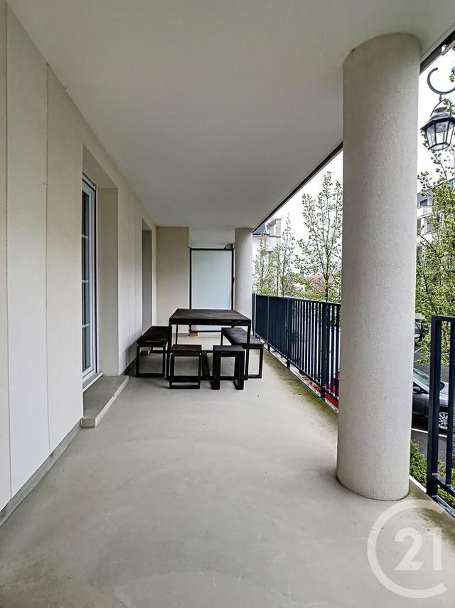 Appartement F3 à louer - 3 pièces - 72,74 m2 - Compiegne - 60 - PICARDIE