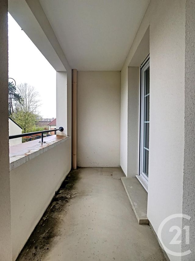 Appartement F3 à louer - 3 pièces - 72,74 m2 - Compiegne - 60 - PICARDIE