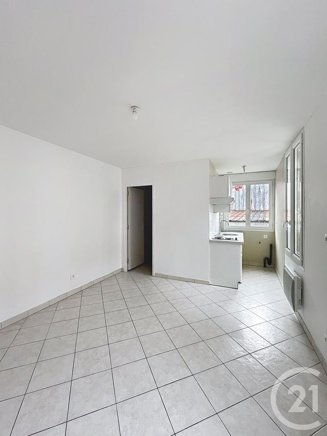 Appartement F1 à louer - 1 pièce - 20,10 m2 - Margny Les Compiegne - 60 - PICARDIE