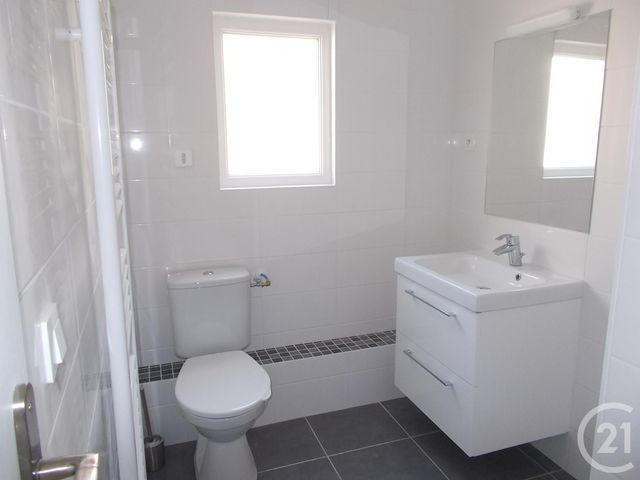 Appartement Studio à louer - 1 pièce - 26,38 m2 - Compiegne - 60 - PICARDIE