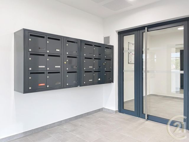 Appartement F3 à louer - 3 pièces - 62 m2 - Compiegne - 60 - PICARDIE