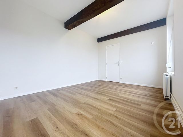 Appartement F4 à louer - 6 pièces - 95,29 m2 - Longueil Ste Marie - 60 - PICARDIE