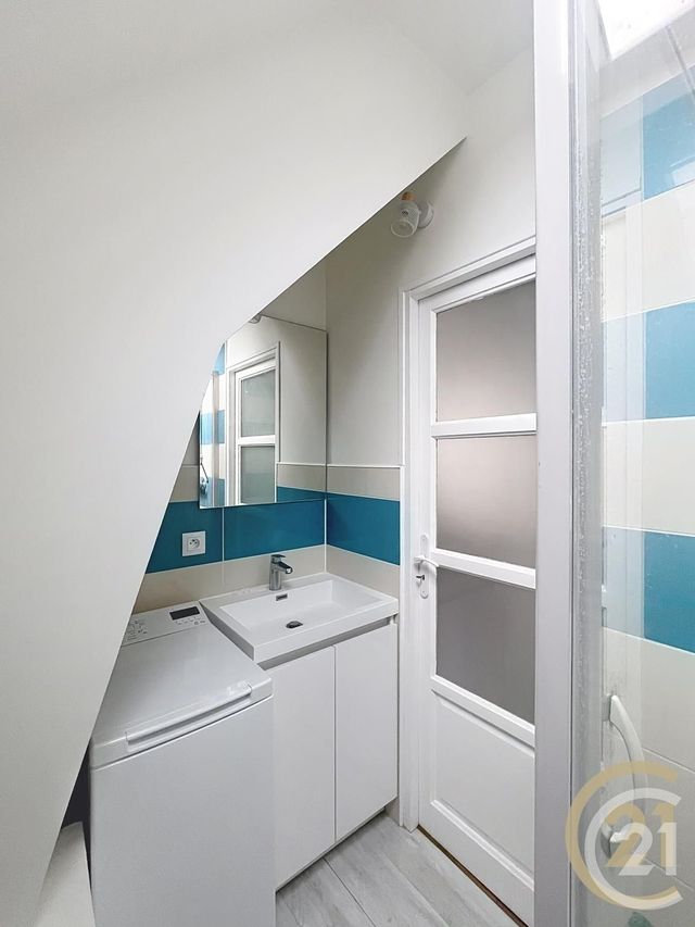 Appartement Studio &agrave; louer - 1 pi&egrave;ce - 27,39 m2 - Compiegne - 60 - PICARDIE