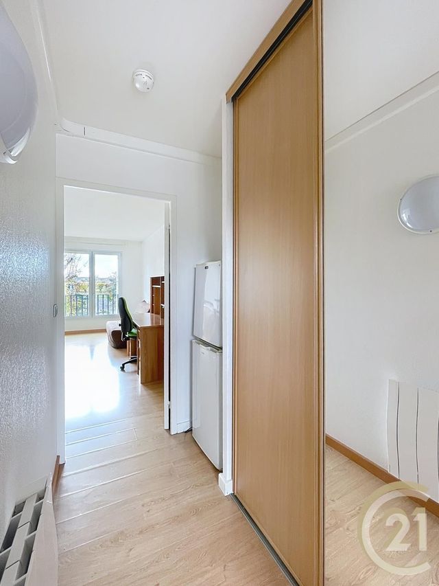 Appartement F1 à louer - 1 pièce - 26,09 m2 - Compiegne - 60 - PICARDIE
