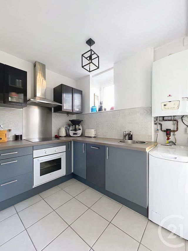 Appartement F3 à louer - 3 pièces - 57,01 m2 - Compiegne - 60 - PICARDIE