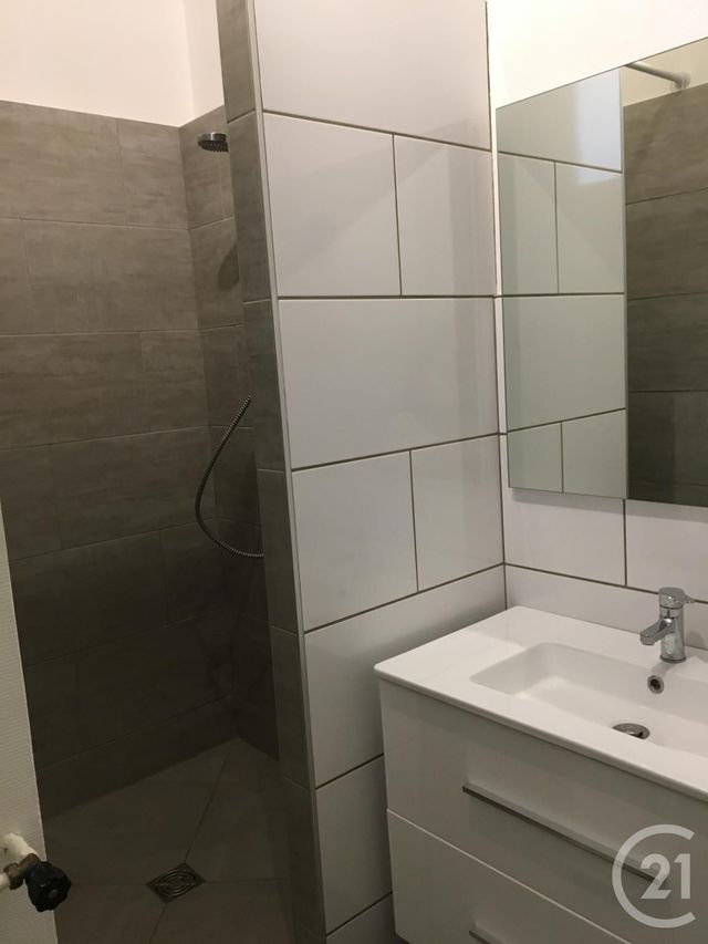 Appartement F1 à louer - 1 pièce - 33,35 m2 - Compiegne - 60 - PICARDIE