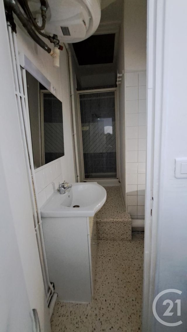 Appartement Studio &agrave; louer - 1 pi&egrave;ce - 17,58 m2 - Compiegne - 60 - PICARDIE