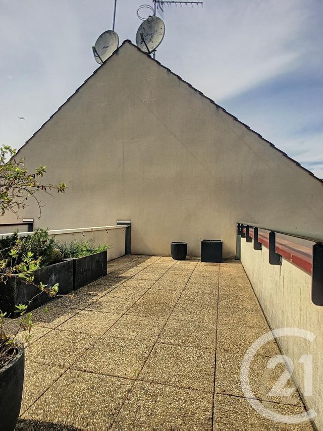 Appartement F3 &agrave; louer - 3 pi&egrave;ces - 65,32 m2 - Margny Les Compiegne - 60 - PICARDIE