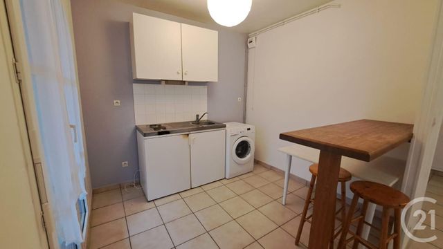 Appartement Studio &agrave; louer - 1 pi&egrave;ce - 29,94 m2 - Compiegne - 60 - PICARDIE