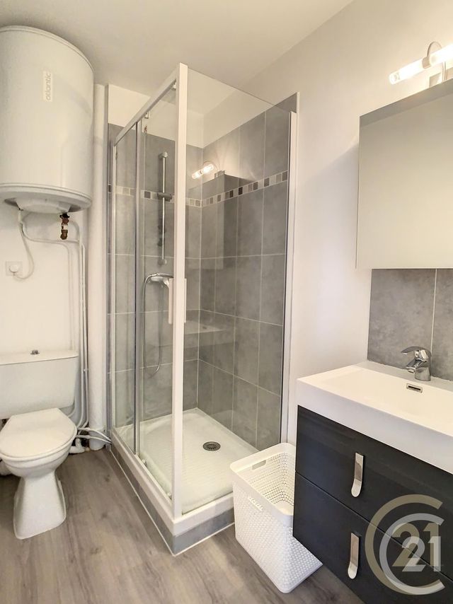 Appartement F1 &agrave; louer - 1 pi&egrave;ce - 26,92 m2 - Compiegne - 60 - PICARDIE