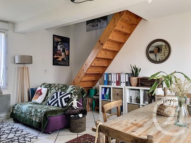 Maison &agrave; louer - 3 pi&egrave;ces - 50,85 m2 - Longueil Ste Marie - 60 - PICARDIE