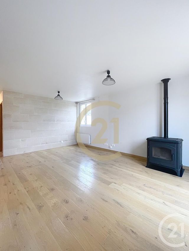 Maison &agrave; louer - 2 pi&egrave;ces - 55,33 m2 - Compiegne - 60 - PICARDIE
