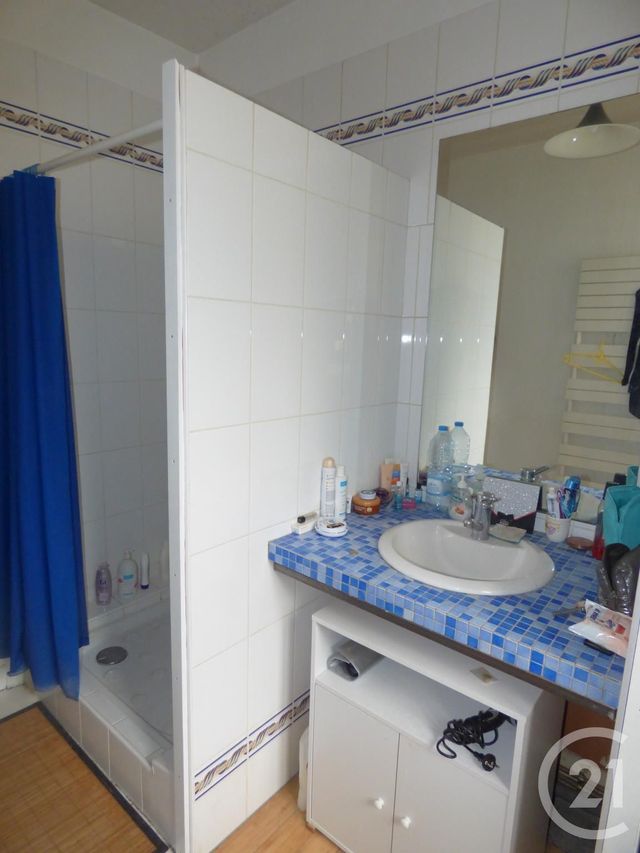 Appartement F2 &agrave; louer - 2 pi&egrave;ces - 52,30 m2 - Compiegne - 60 - PICARDIE