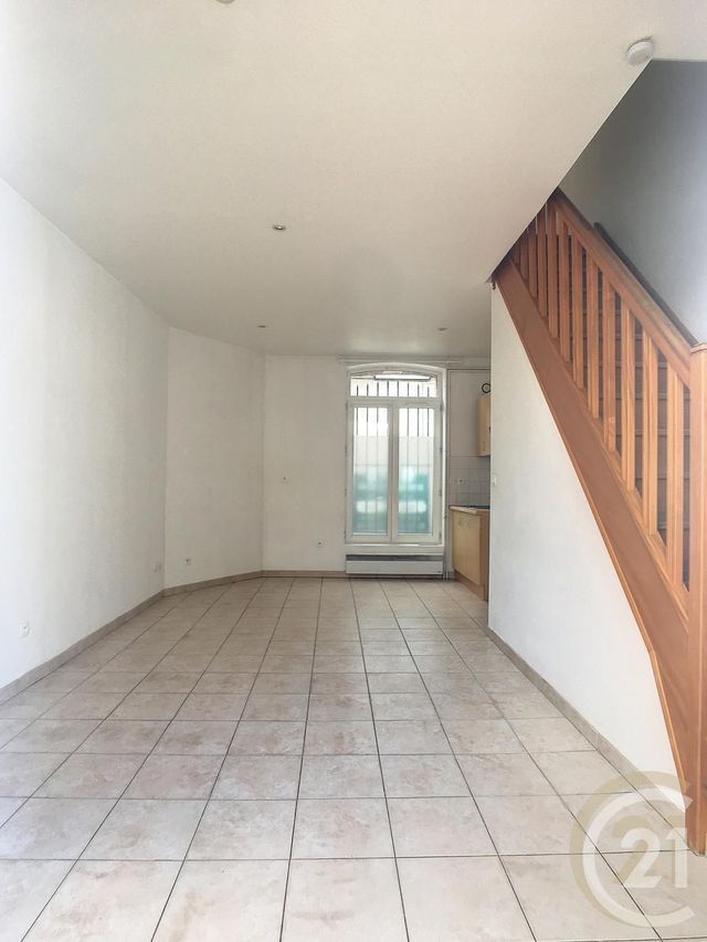 Appartement F3 &agrave; louer - 3 pi&egrave;ces - 41,24 m2 - Bethisy St Pierre - 60 - PICARDIE