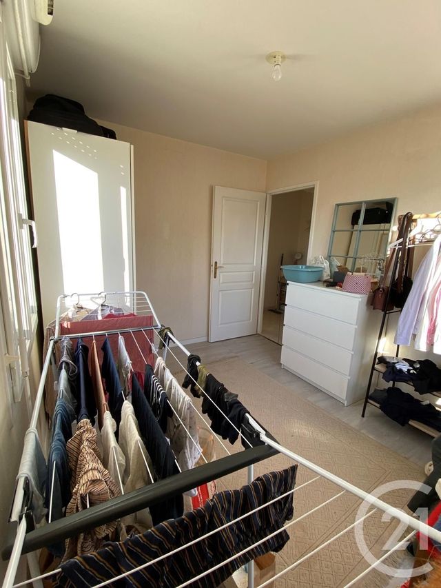 Appartement F4 &agrave; louer - 4 pi&egrave;ces - 86 m2 - Compiegne - 60 - PICARDIE